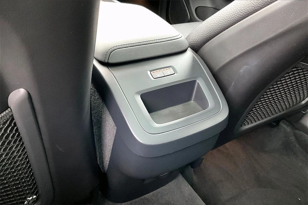 2024 Volvo - image 10
