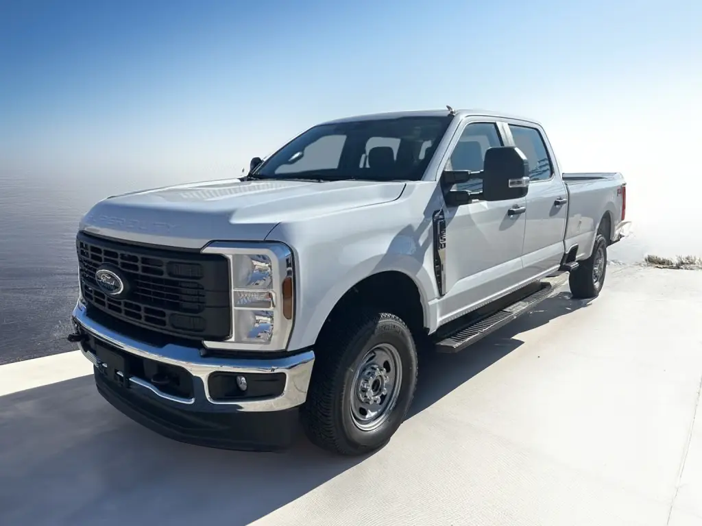 2026 Ford F-250 Super Duty XL's photo