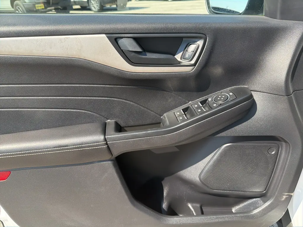 2022 Ford Escape SE photo 14
