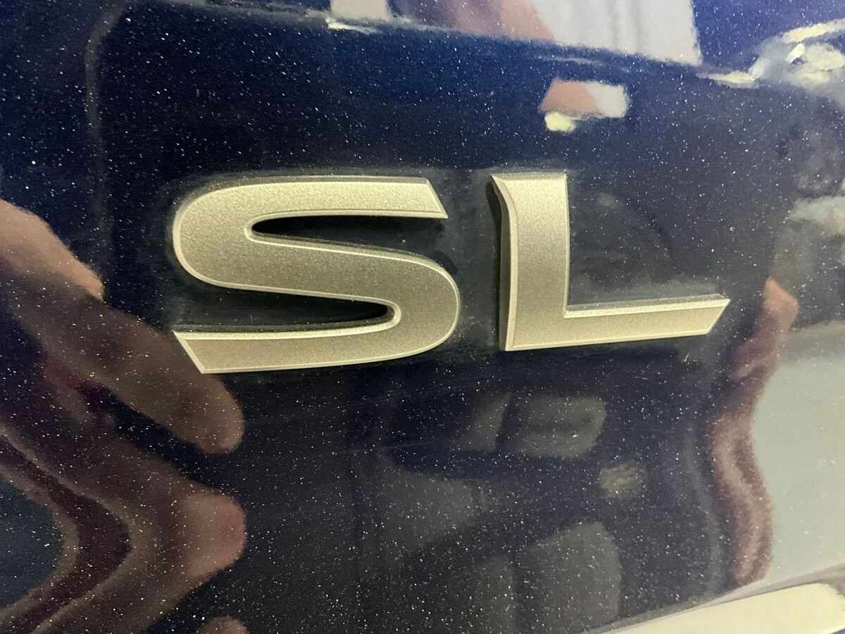 2025 Nissan Rogue SL - Photo 9