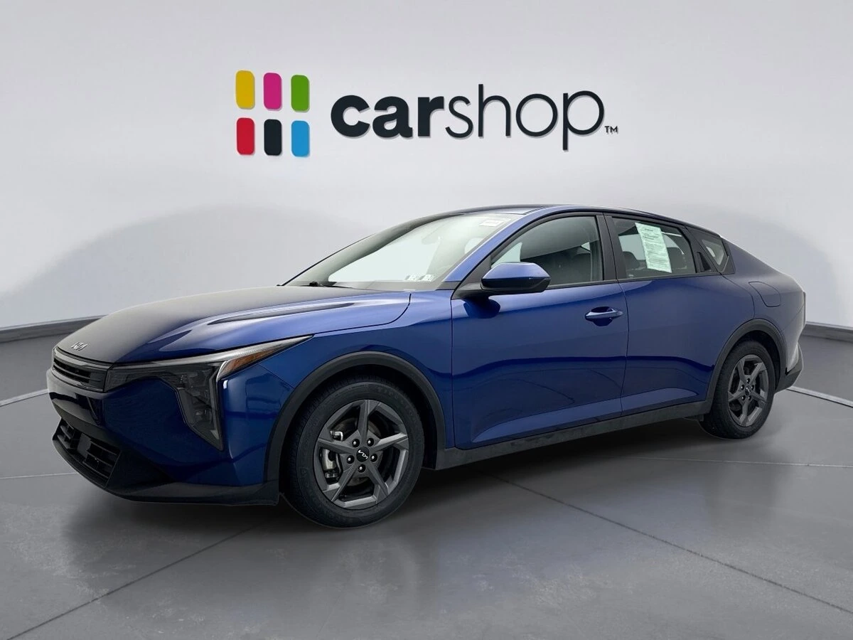 2025 Kia K4 LXS AT's photo