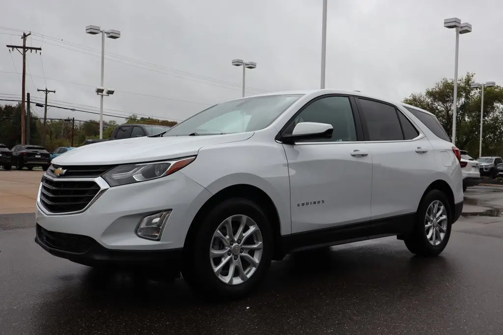 2019 Chevrolet Equinox LT photo 4