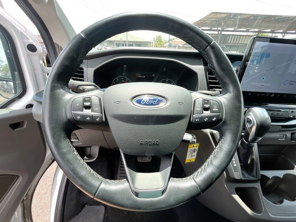 2023 Ford Transit Passenger Van XLT - Photo 18