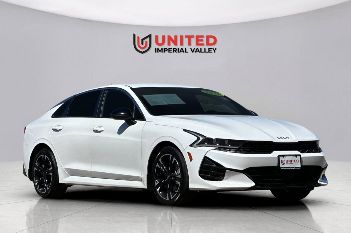 2024 Kia K5 GT-Line