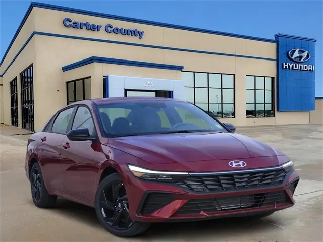 2026 Hyundai Elantra SEL's photo