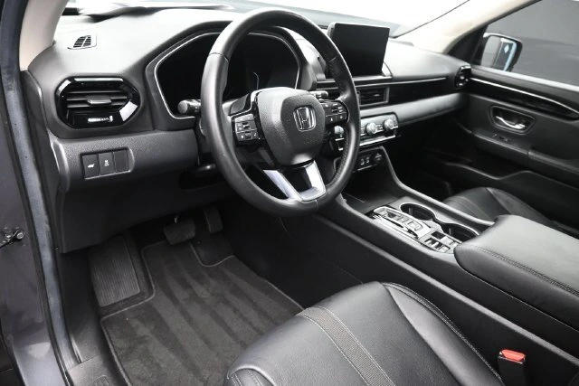 2025 Honda Pilot EX-L - Photo 13