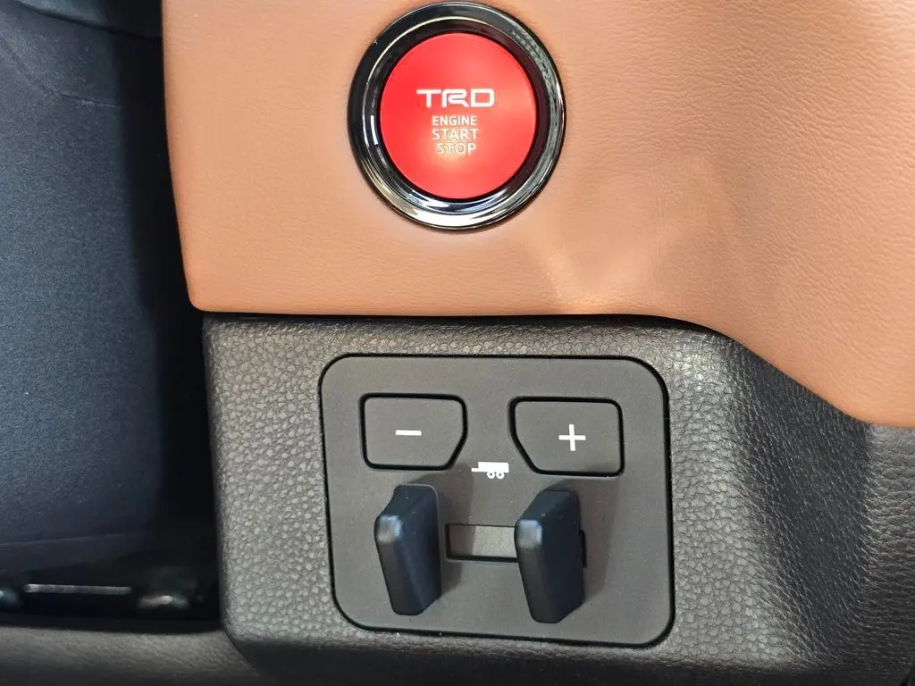 2026 Toyota Tundra 1794 Edition CrewMax photo 5