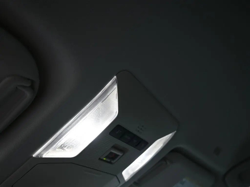 2024 Toyota RAV4 XLE photo 22