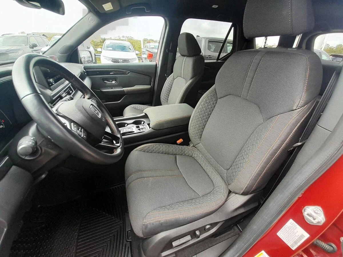 2025 Honda Pilot Sport - Photo 36
