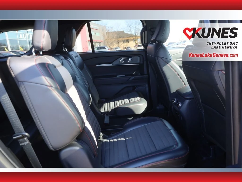 2025 Ford Explorer ST-LINE - Photo 16