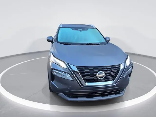 2021 Nissan Rogue SV photo 3