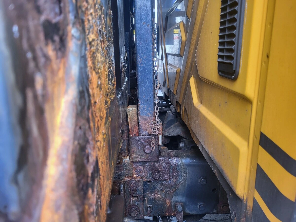 2005 International - image 27