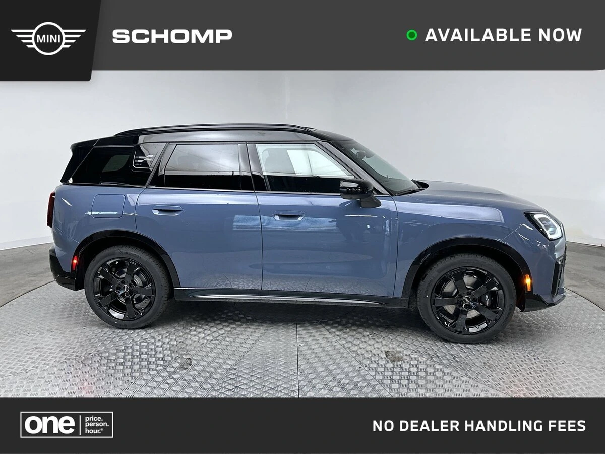 2026 MINI Countryman S's photo