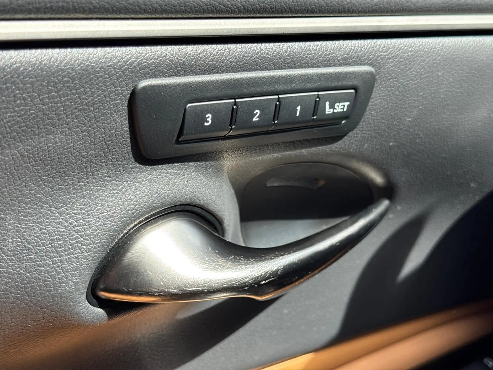 2023 Lexus ES Premium photo 24