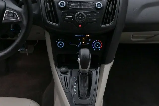 2018 Ford Focus SE photo 18