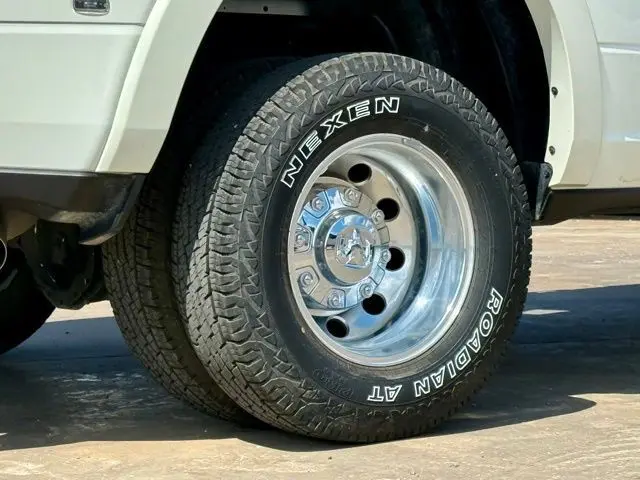 2024 Ram 3500 Laramie Longhorn photo 13