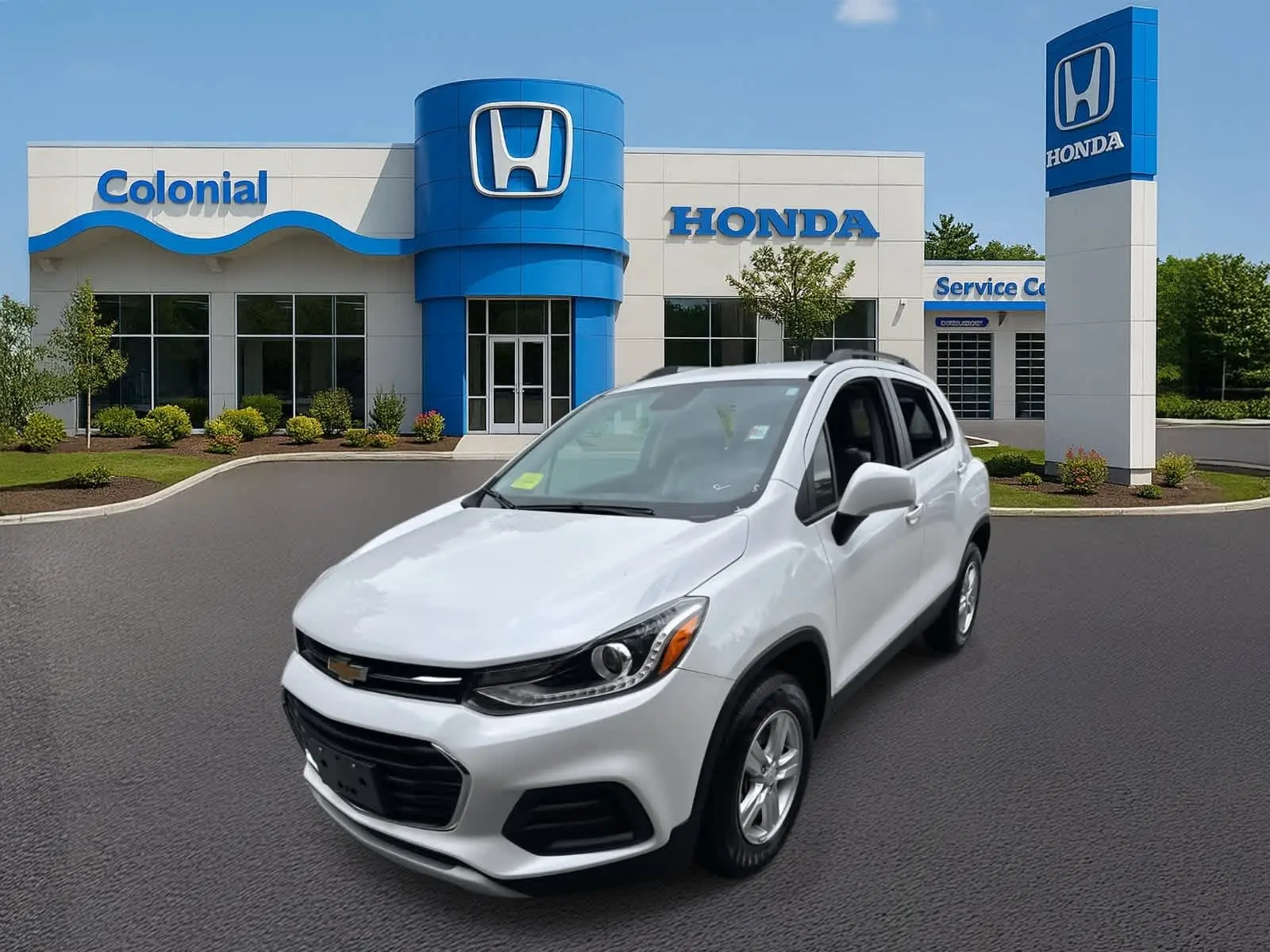2022 Chevrolet Trax LT photo 2