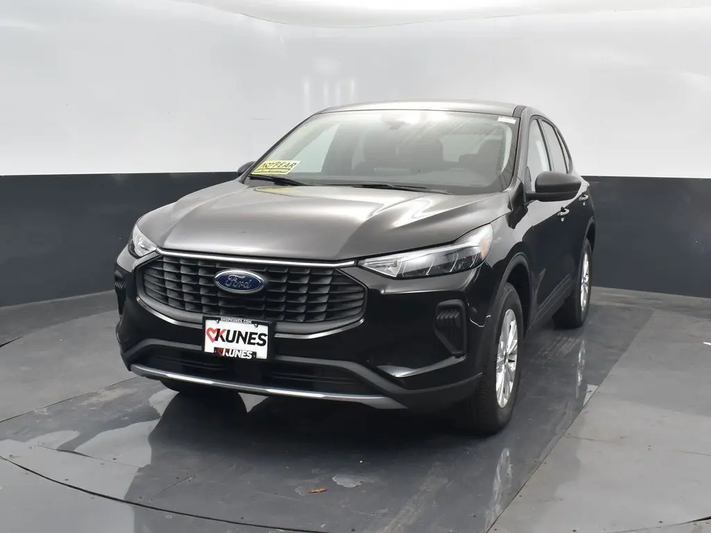 2026 Ford Escape Active photo 4