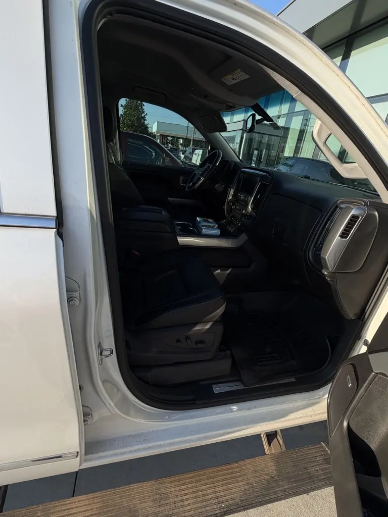 2015 Chevrolet Silverado 1500 LTZ photo 7