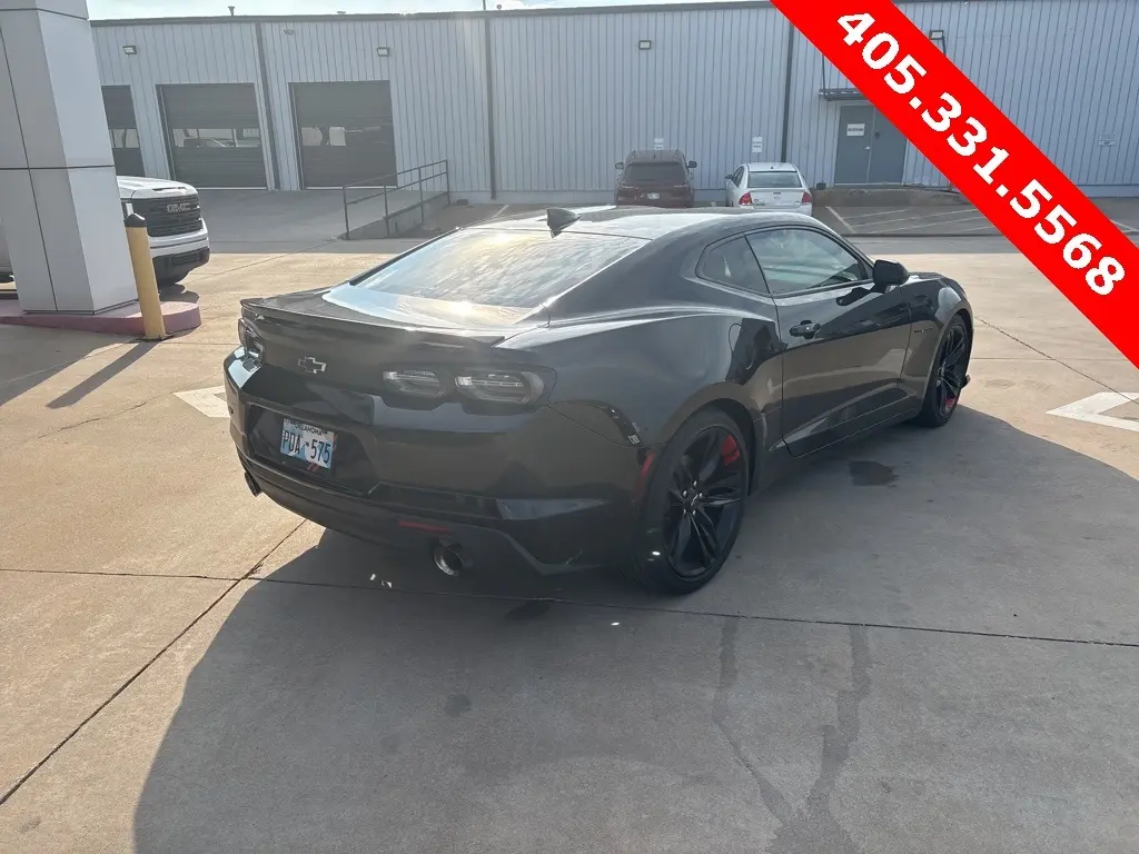 2022 Chevrolet Camaro 1LT photo 3