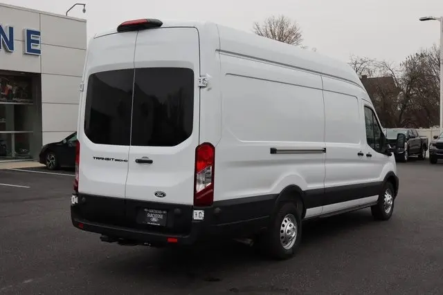 2026 Ford Transit photo 3