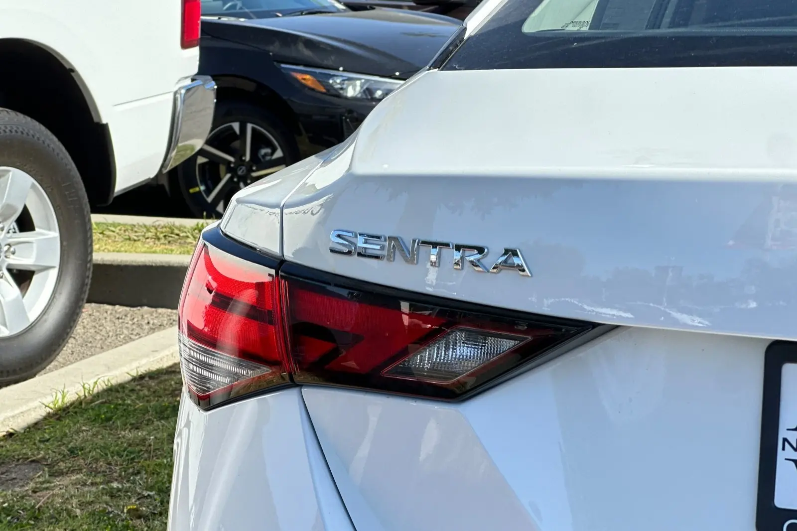 2025 Nissan Sentra SV photo 20