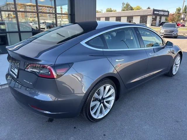 2018 Tesla Model 3 Long Range photo 8