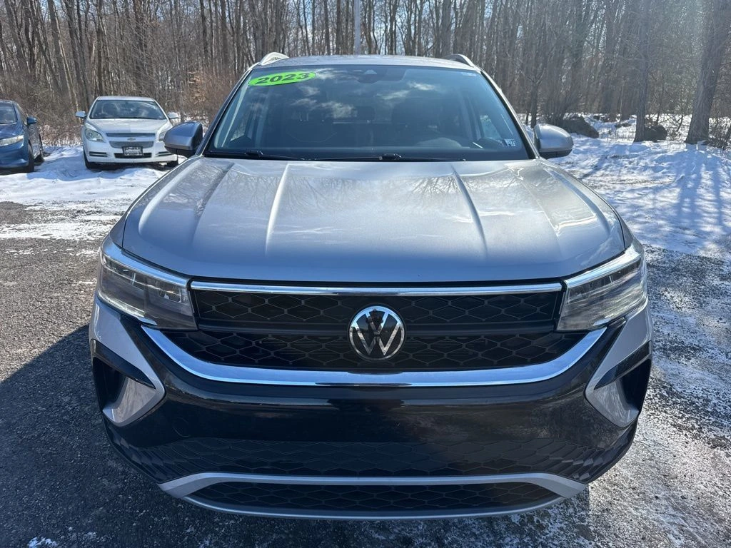 Used 2023 Volkswagen Taos SE with VIN 3VVUX7B21PM354381 for sale in Homer City, PA