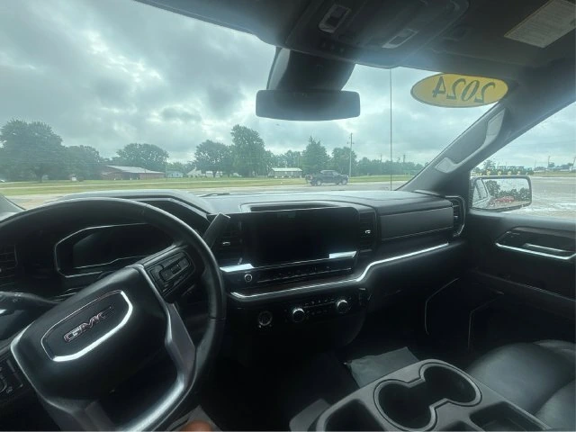 2024 GMC Sierra 1500 SLT - Photo 20