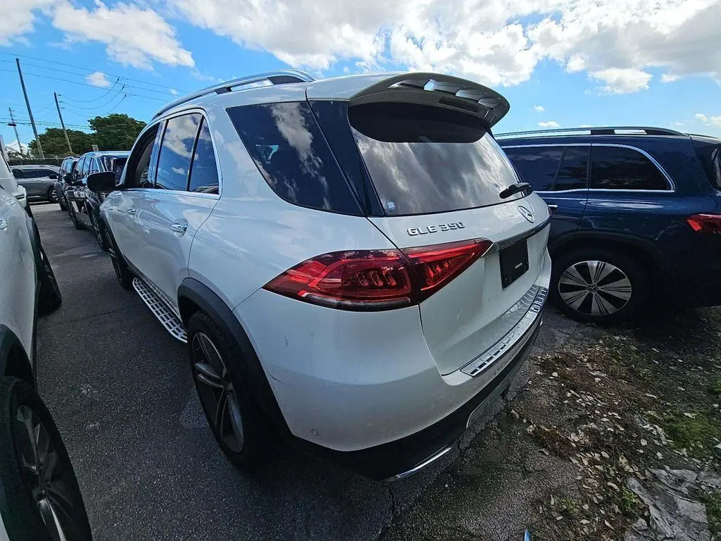 2022 Mercedes Benz GLE 350 photo 3