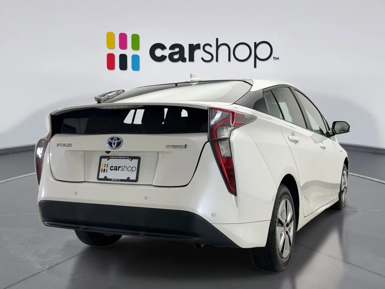 2017 Toyota Prius One Two photo 5