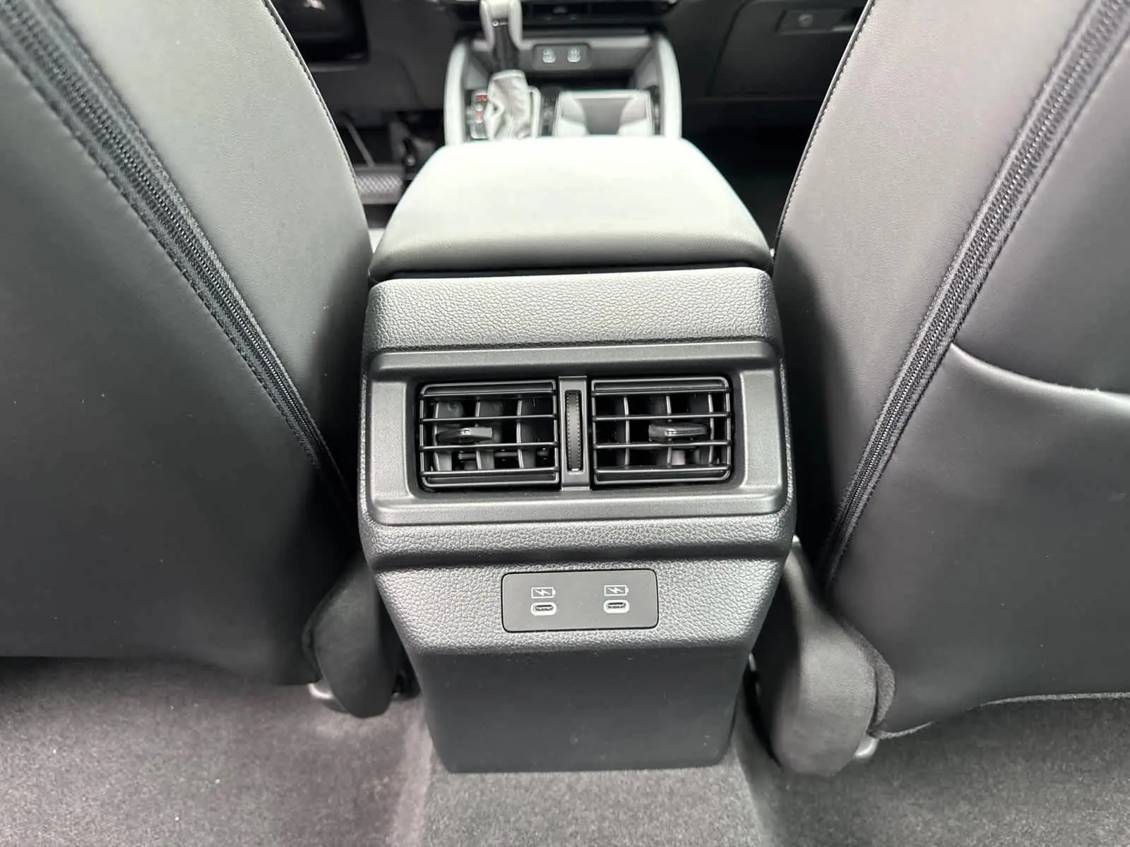 2025 Honda Accord Hybrid EX-L photo 32