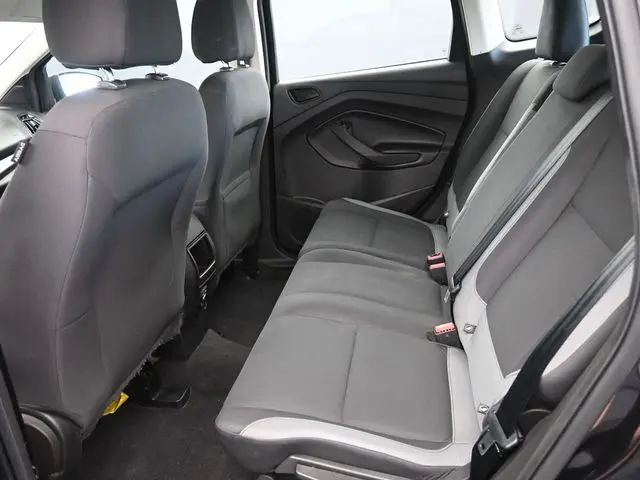 2015 Ford Escape S photo 11