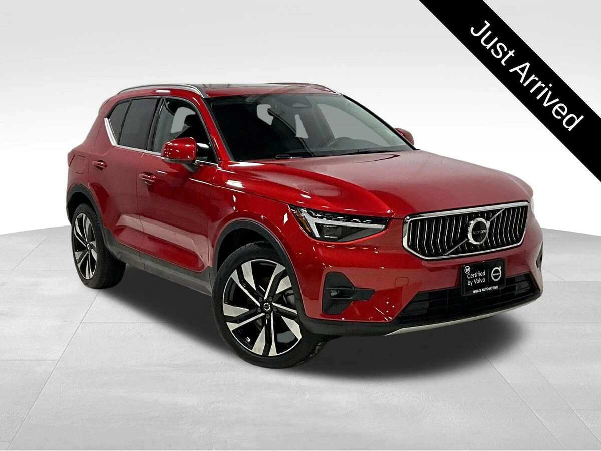 2025 Volvo XC40 Ultra's photo