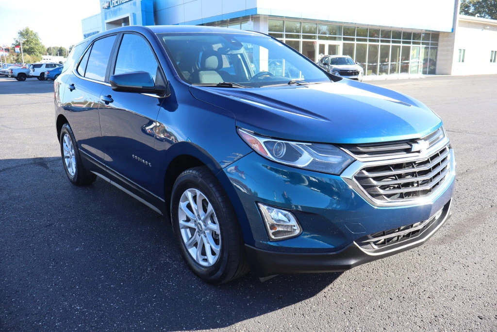 Used 2021 Chevrolet Equinox LT with VIN 3GNAXKEV3ML343028 for sale in Randolph, OH