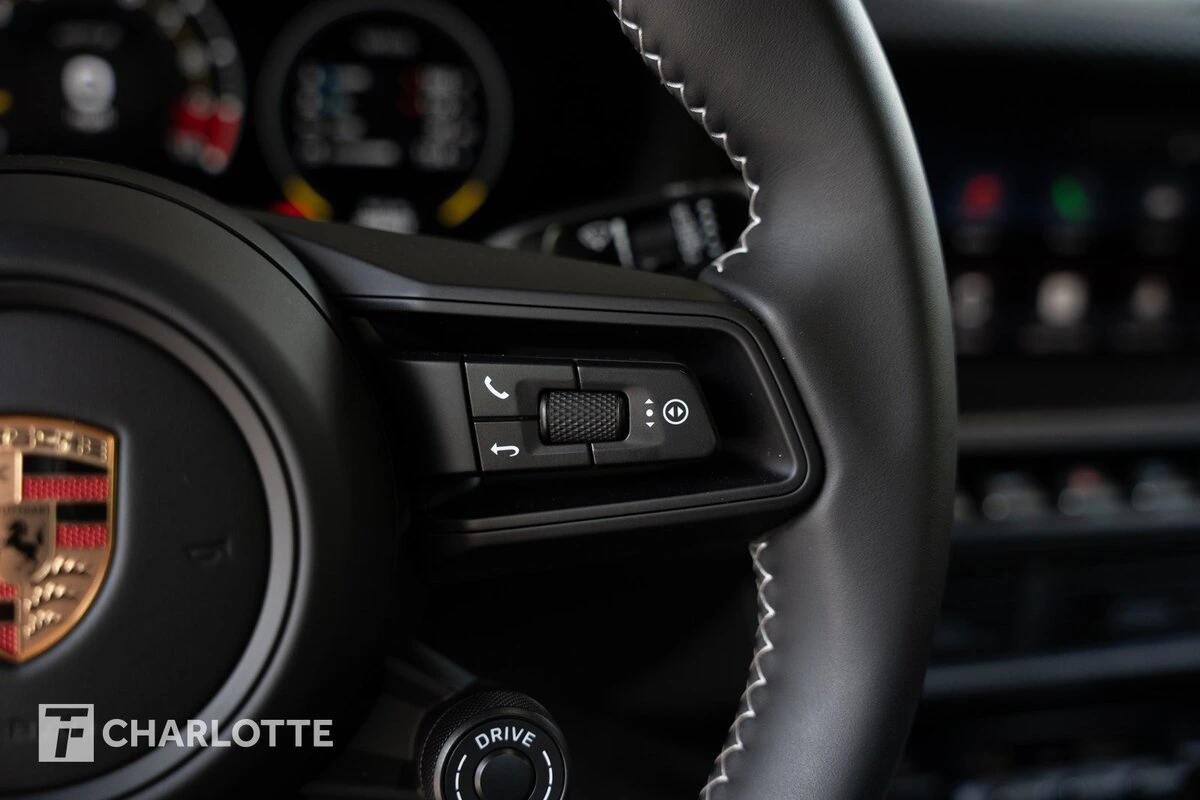 2026 Porsche 911 GT3 Touring Package - Photo 28