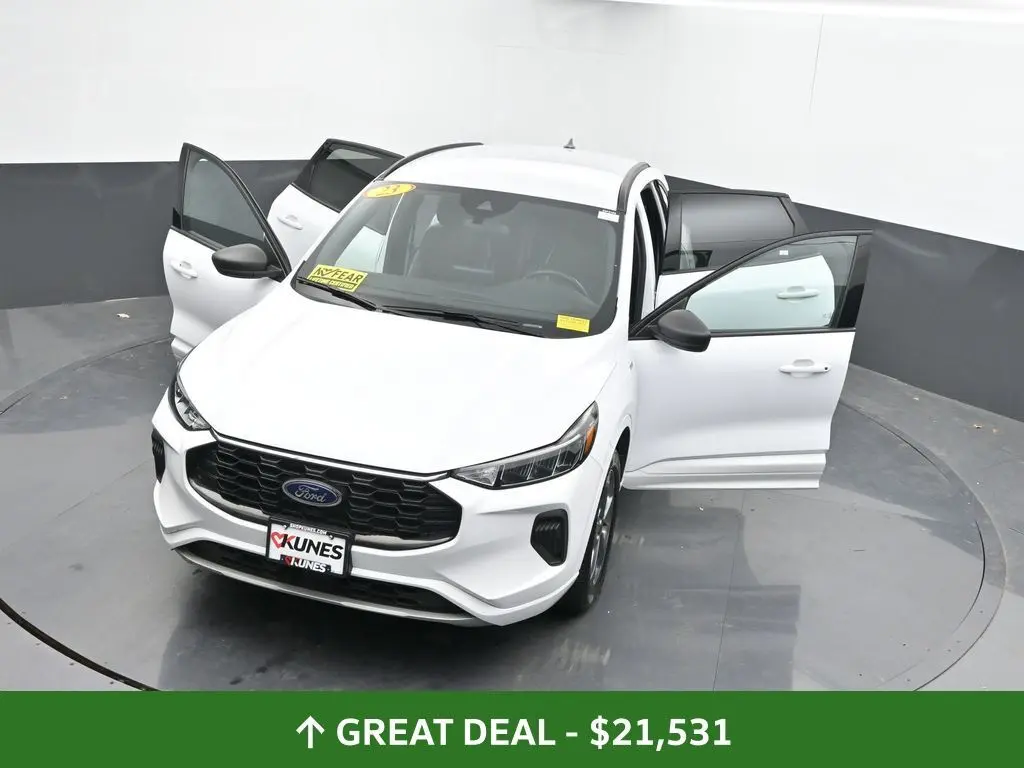 2023 Ford Escape ST-Line photo 45