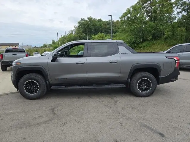 2026 Chevrolet Silverado EV Trail Boss photo 2