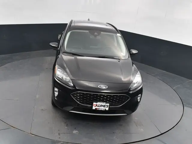 2022 Ford Escape Titanium photo 20