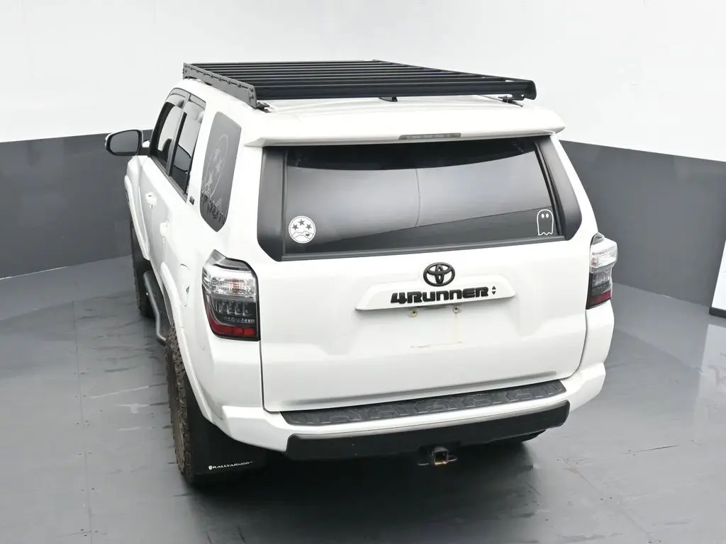 2021 Toyota 4Runner SR5 Premium 4WD photo 15