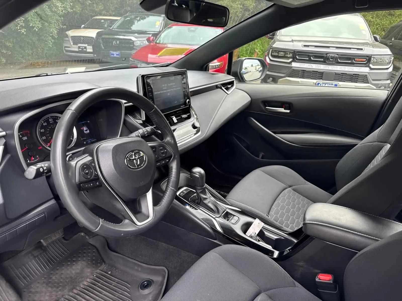 2022 Toyota Corolla SE photo 12
