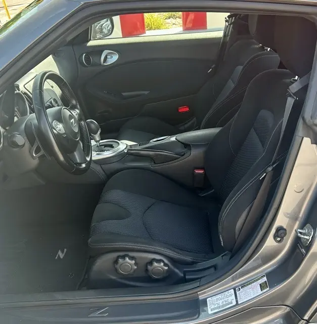 2012 Nissan 370Z Base photo 5