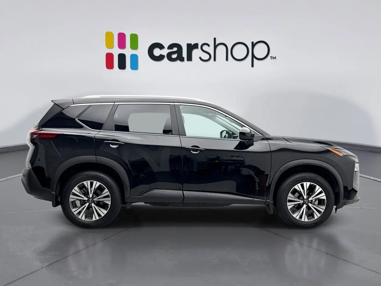 2023 Nissan Rogue SV photo 6