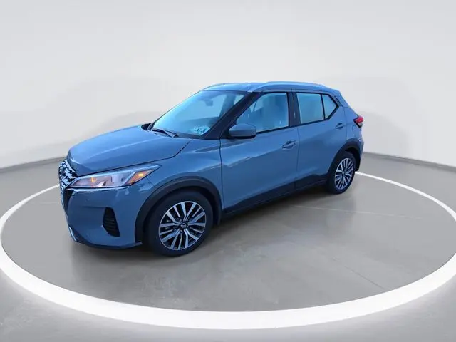 2023 Nissan Kicks SV photo 4