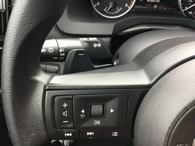 2024 Nissan Pathfinder S 4x4 photo 19