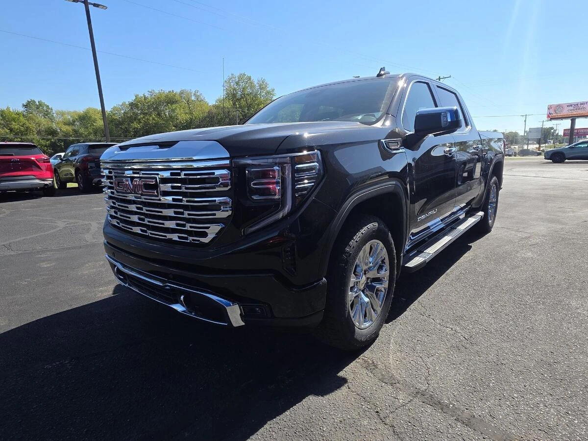 2026 GMC Sierra 1500 Denali - Photo 7