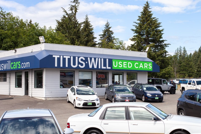 Outside of a Titus-Will Used Car Location