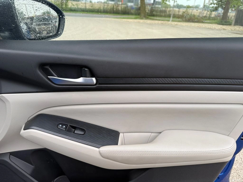 2025 Nissan Altima SV - Photo 43