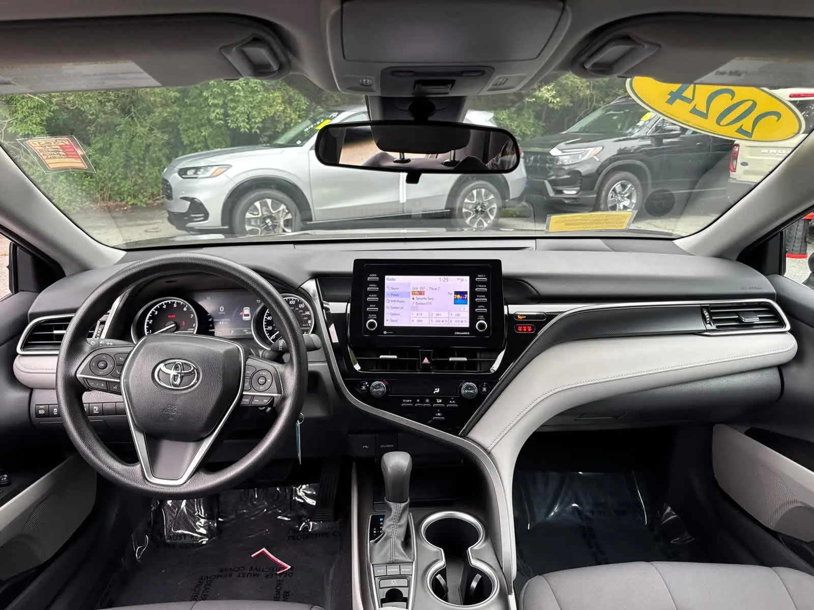 2024 Toyota Camry LE photo 32