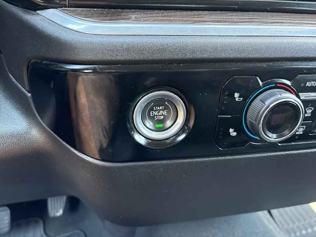 2023 Chevrolet Silverado 1500 LT1 photo 13